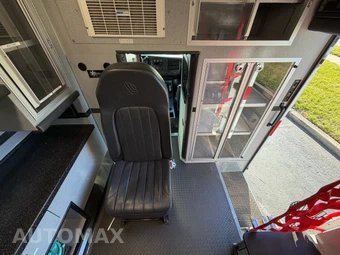 2015 Chevrolet Express 4500 Cutaway 2SD DRW - miniatura 42