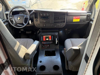 2015 Chevrolet Express 4500 Cutaway 2SD DRW - miniatura 44