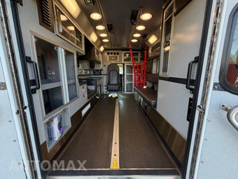 2015 Chevrolet Express 4500 Cutaway 2SD DRW - miniatura 51