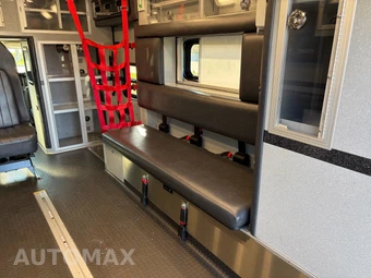 2015 Chevrolet Express 4500 Cutaway 2SD DRW - miniatura 56