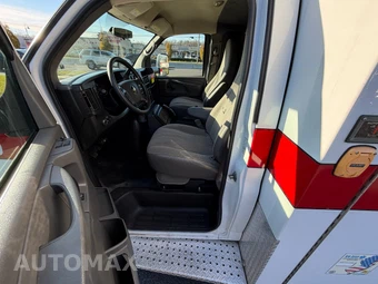 2015 Chevrolet Express 4500 Cutaway 2SD DRW - miniatura 70