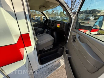 2015 Chevrolet Express 4500 Cutaway 2SD DRW - miniatura 82