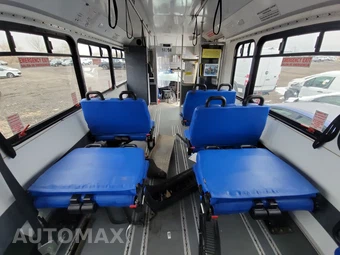 2015 Chevrolet Express 4500 Cutaway 2WT DRW - miniatura 16