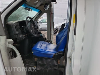2015 Chevrolet Express 4500 Cutaway 2WT DRW - miniatura 7