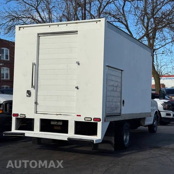 2015 Chevrolet Express 4500 Cutaway 2WT DRW - miniatura 10
