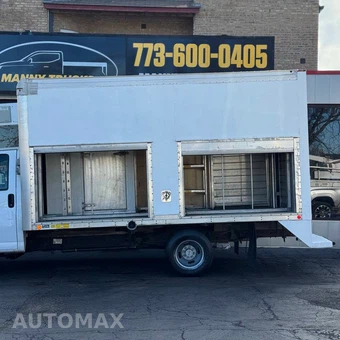 2015 Chevrolet Express 4500 Cutaway 2WT DRW - miniatura 3