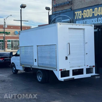 2015 Chevrolet Express 4500 Cutaway 2WT DRW - miniatura 4