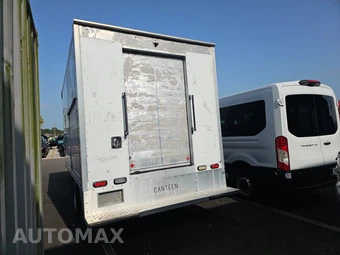 2015 Chevrolet Express 4500 Cutaway 2WT DRW - miniatura 6