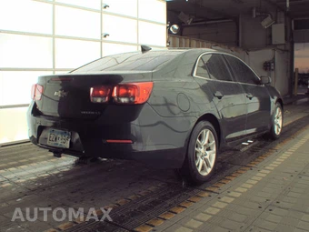 2015 Chevrolet Malibu LS 1FL - miniatura 4