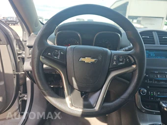 2015 Chevrolet Malibu LS 1LS – miniatura 10