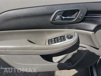 2015 Chevrolet Malibu LS 1LS – miniatura 9