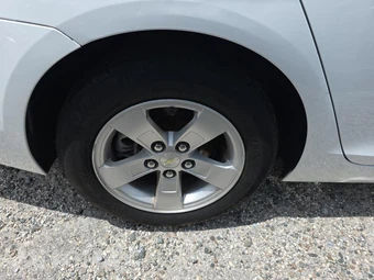 2015 Chevrolet Malibu LS 1LS – miniatura 10