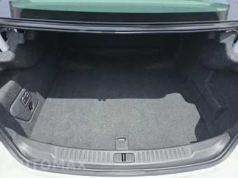 2015 Chevrolet Malibu LS 1LS – miniatura 19