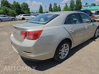 2015 Chevrolet Malibu LT 1LT – miniatura 4