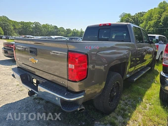 2015 Chevrolet Silverado 1500 LT Crew Cab Medium Bed 1LT – miniatura 4