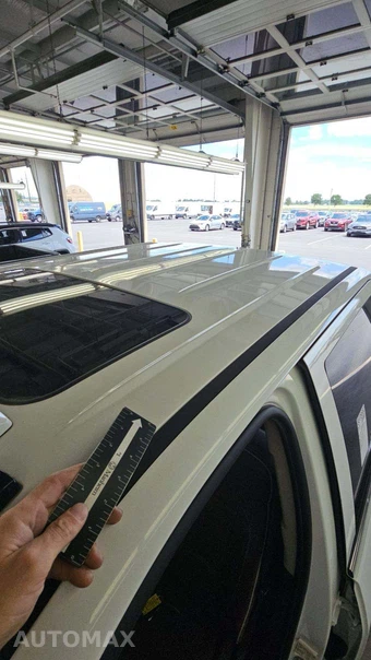 2015 Chevrolet Silverado 2500HD High Country Crew Cab Medium Bed - miniatura 24