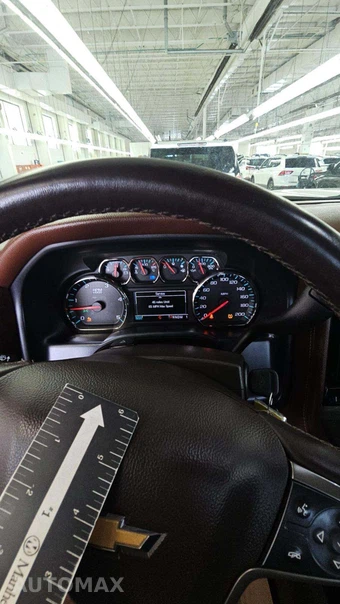 2015 Chevrolet Silverado 2500HD High Country Crew Cab Medium Bed - miniatura 26