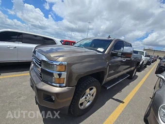 2015 Chevrolet Silverado 2500HD High Country Crew Cab Medium Bed 3LZ w/Built-In Wi-Fi