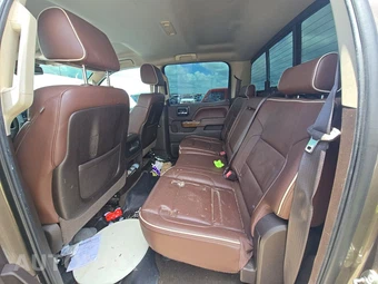 2015 Chevrolet Silverado 2500HD High Country Crew Cab Medium Bed 3LZ w/Built-In Wi-Fi - miniatura 13