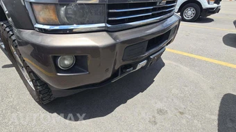 2015 Chevrolet Silverado 2500HD High Country Crew Cab Medium Bed 3LZ w/Built-In Wi-Fi - miniatura 28