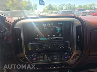 2015 Chevrolet Silverado 2500HD High Country Crew Cab Medium Bed 3LZ w/Built-In Wi-Fi - miniatura 10