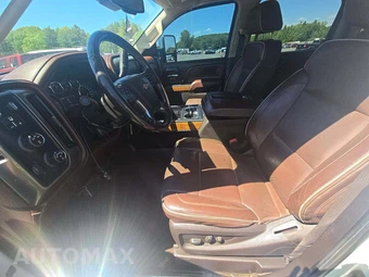 2015 Chevrolet Silverado 2500HD High Country Crew Cab Medium Bed 3LZ w/Built-In Wi-Fi - miniatura 6