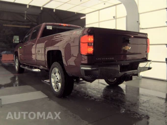 2015 Chevrolet Silverado 2500HD LT Crew Cab Long Bed 1LT w/Built-In Wi-Fi - miniatura 8