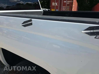 2015 Chevrolet Silverado 2500HD LT Crew Cab Medium Bed 1LT – miniatura 28