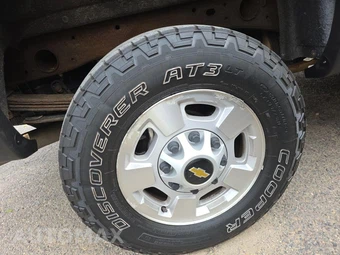 2015 Chevrolet Silverado 2500HD LT Crew Cab Medium Bed 1LT w/Built-In Wi-Fi - miniatura 10
