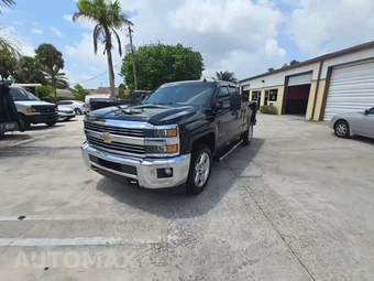 2015 Chevrolet Silverado 2500HD LT Extended Cab Medium Bed 1LT