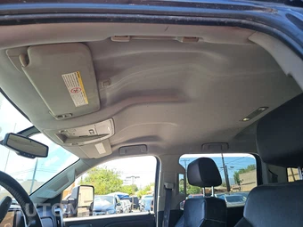 2015 Chevrolet Silverado 2500HD LTZ Crew Cab Long Bed 1LZ w/Built-In Wi-Fi - miniatura 18
