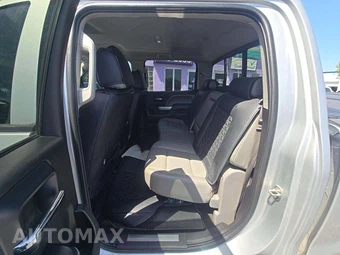 2015 Chevrolet Silverado 2500HD LTZ Crew Cab Medium Bed 1LZ - miniatura 10