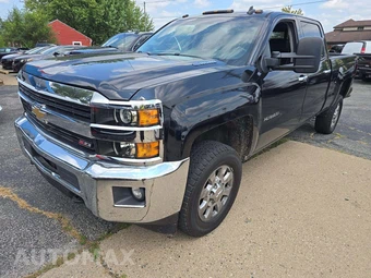 2015 Chevrolet Silverado 2500HD LTZ Crew Cab Medium Bed 1LZ