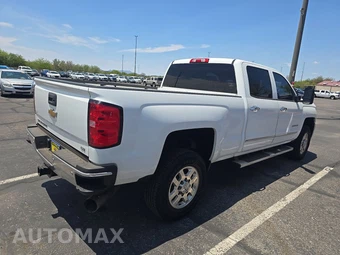 2015 Chevrolet Silverado 2500HD LTZ Crew Cab Medium Bed 1LZ - miniatura 4