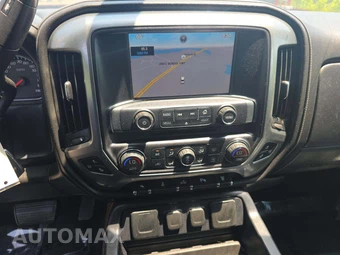 2015 Chevrolet Silverado 2500HD LTZ Crew Cab Medium Bed 1LZ - miniatura 10