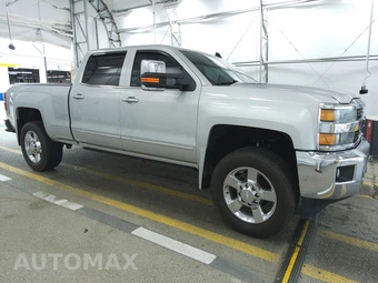 2015 Chevrolet Silverado 2500HD LTZ Crew Cab Medium Bed 1LZ w/Built-In Wi-Fi - miniatura 3