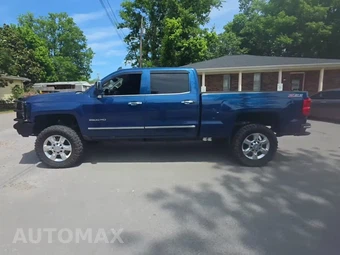 2015 Chevrolet Silverado 2500HD LTZ Crew Cab Medium Bed 1LZ w/Built-In Wi-Fi - miniatura 3