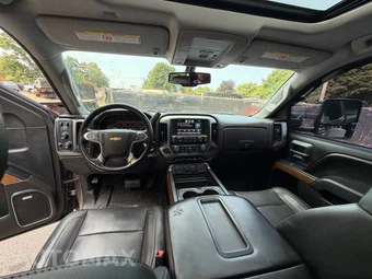 2015 Chevrolet Silverado 2500HD LTZ Crew Cab Medium Bed 1LZ w/Built-In Wi-Fi - miniatura 11