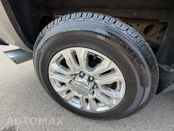 2015 Chevrolet Silverado 2500HD LTZ Crew Cab Medium Bed 1LZ w/Built-In Wi-Fi - miniatura 31