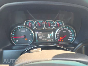 2015 Chevrolet Silverado 3500HD Cab Chassis LT Crew Cab 1LT w/Built-In Wi-Fi DRW - miniatura 12