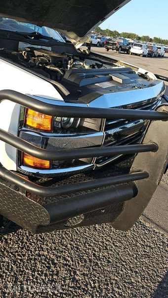 2015 Chevrolet Silverado 3500HD Cab Chassis LT Crew Cab 1LT w/Built-In Wi-Fi DRW - miniatura 43