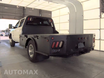 2015 Chevrolet Silverado 3500HD Cab Chassis LT Crew Cab 1LT w/Built-In Wi-Fi DRW - miniatura 6