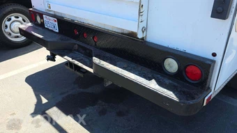 2015 Chevrolet Silverado 3500HD Cab Chassis WT Regular Cab 1WT w/Built-In Wi-Fi DRW - miniatura 24