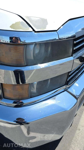 2015 Chevrolet Silverado 3500HD Cab Chassis WT Regular Cab 1WT w/Built-In Wi-Fi DRW - miniatura 34