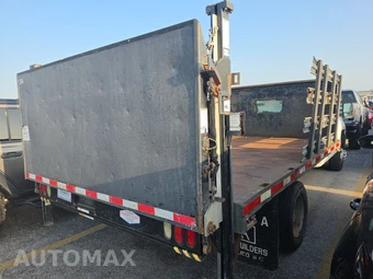 2015 Chevrolet Silverado 3500HD Cab Chassis WT Regular Cab 1WT w/Built-In Wi-Fi DRW - miniatura 4