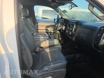 2015 Chevrolet Silverado 3500HD Cab Chassis WT Regular Cab 1WT w/Built-In Wi-Fi DRW - miniatura 8