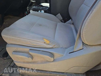 2015 Chevrolet Silverado 3500HD Cab Chassis WT Regular Cab 1WT w/Built-In Wi-Fi DRW - miniatura 23