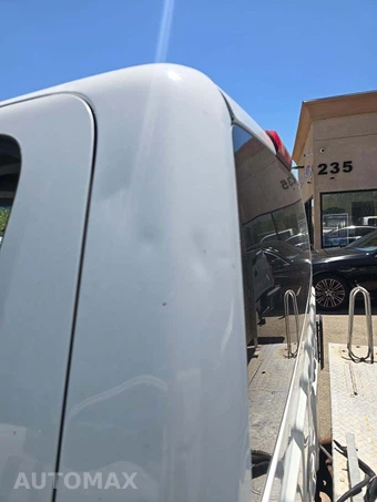 2015 Chevrolet Silverado 3500HD Cab Chassis WT Regular Cab 1WT w/Built-In Wi-Fi DRW - miniatura 28