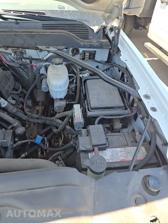 2015 Chevrolet Silverado 3500HD Cab Chassis WT Regular Cab 1WT w/Built-In Wi-Fi DRW - miniatura 38