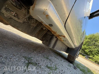 2015 Chevrolet Silverado 3500HD Cab Chassis WT Regular Cab 1WT w/Built-In Wi-Fi DRW - miniatura 18